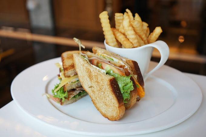 Royale at Mercure Singapore Bugis @ Mercure Singapore Bugis