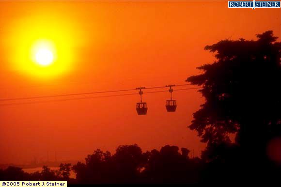Cable Car - Front seat to view Sunset !